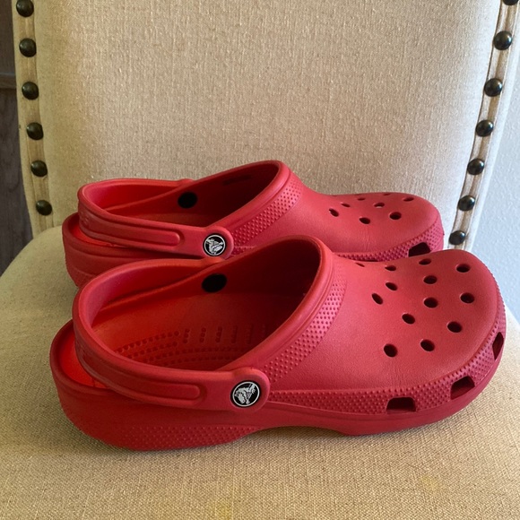 CROCS | Shoes | Crocs Classic Slip On 